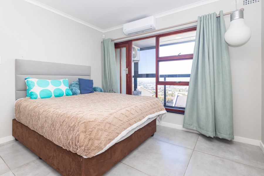 4 Bedroom Property for Sale in Loevenstein Western Cape